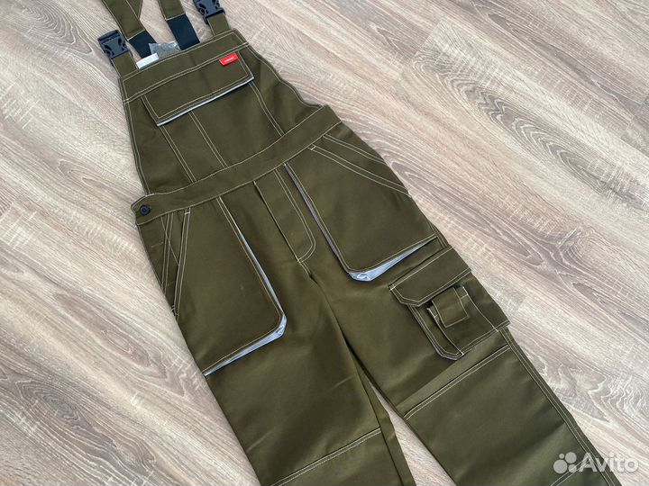 Полукомбинезон хаки. Спецодежда для профессионалов