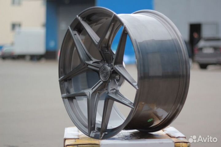 Кованые диски GT Forged R21 5x112 для BMW M5 M8