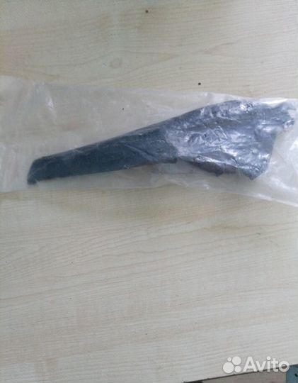 Молдинг лобового стекла Киа Пиканто 2017