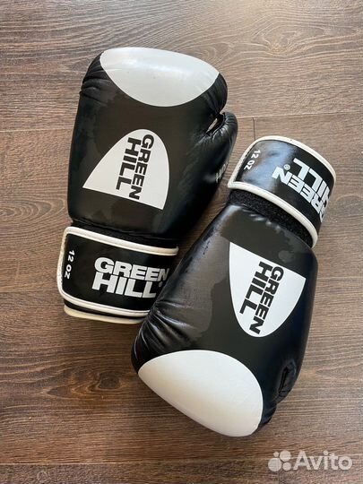 Боксерские перчатки 12 oz