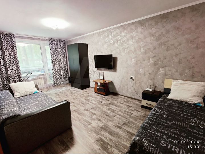 2-к. квартира, 47 м², 1/9 эт.