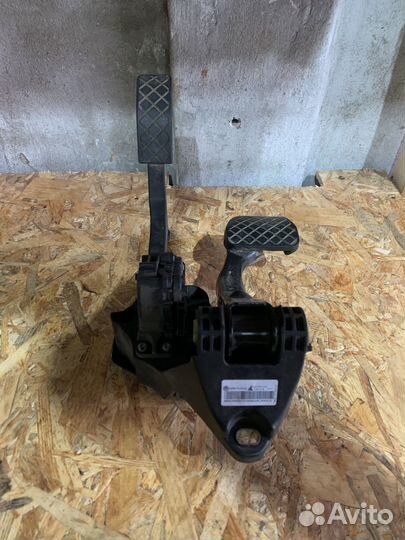Педальный узел volkswagen polo 5 1.6 AT