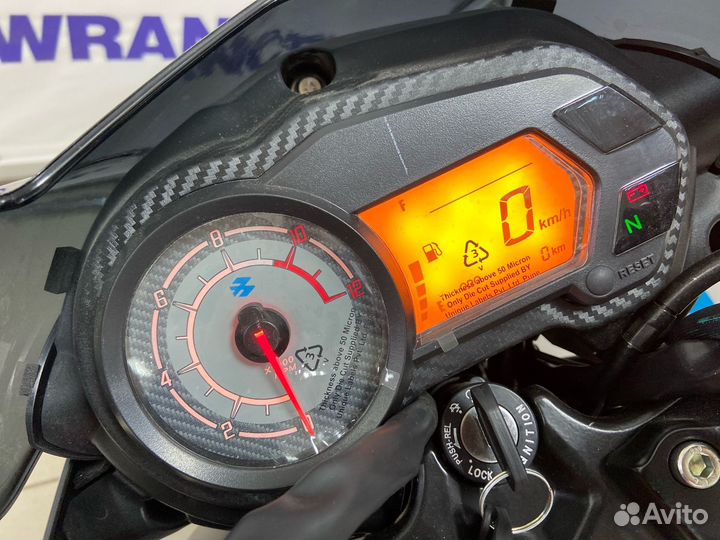 Дорожный мотоцикл Bajaj Pulsar NS125 / Баджадж
