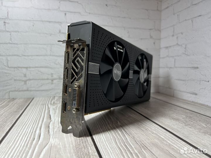 Sapphire Nitro RX 570 4Gb