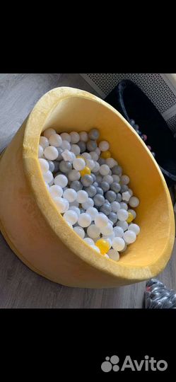 Бассейн сухой с шариками