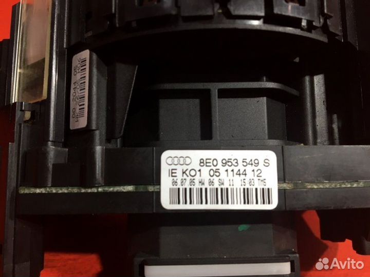 Переключатель подрулевой Audi A4 B7 BGB 2006