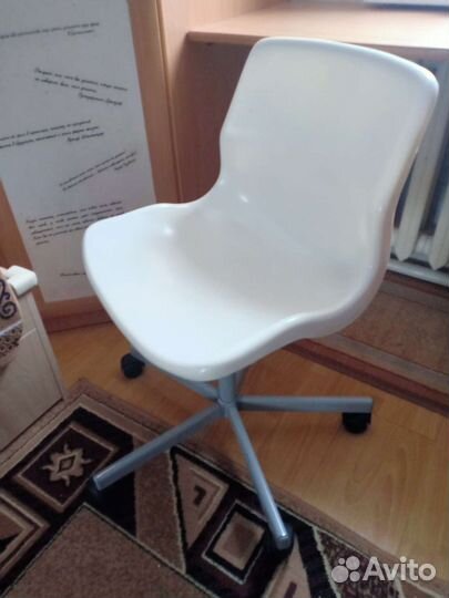 Кресло IKEA компьютерное