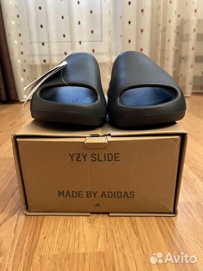 Тапочки adidas yeezy slide