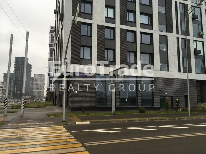 Сдам торговое помещение, 163 м²