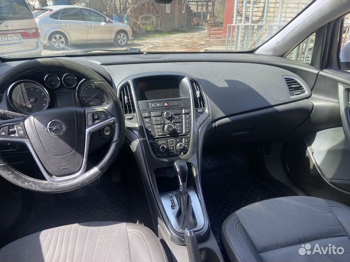 Opel Astra рестайлинг 2013, 1.6 турбо в разборе