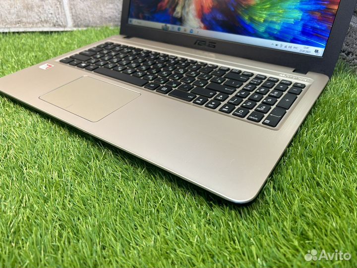 Быстрый Asus 2019 5 ядер/озу 8/SSD256