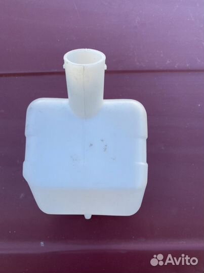 Бачок омывателя задний ваз 2104