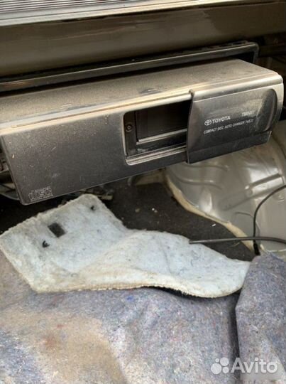 CD-Чейнджер Toyota Camry 30