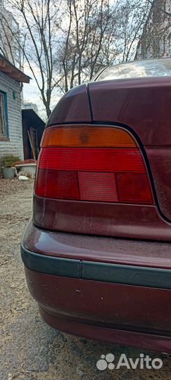 Задние фонари BMW 5 e39