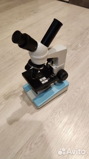 Микроскоп Альтами школьный