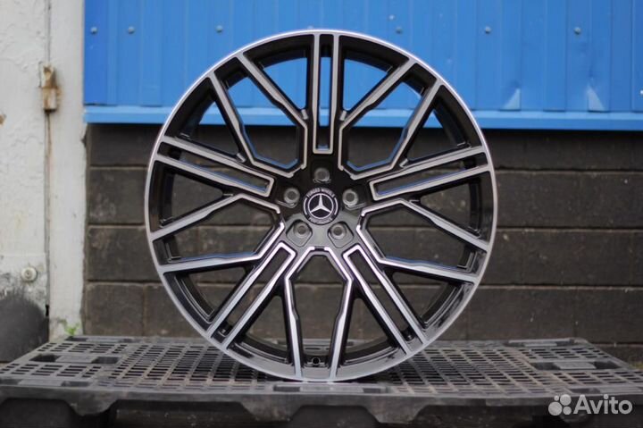 Кованые диски R23 на Mercedes GLS