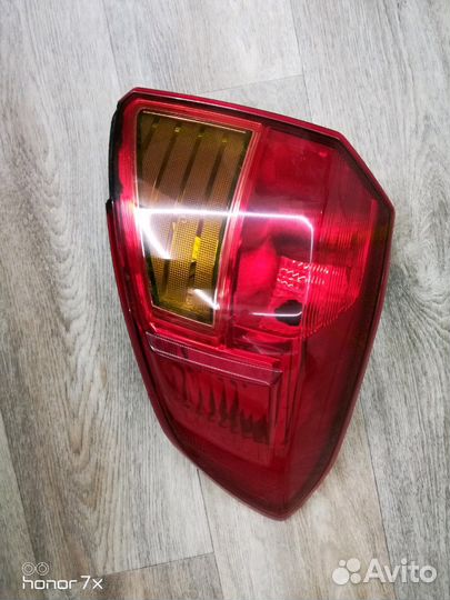 Задний правый фонарь. Сузуки Витара 2015г