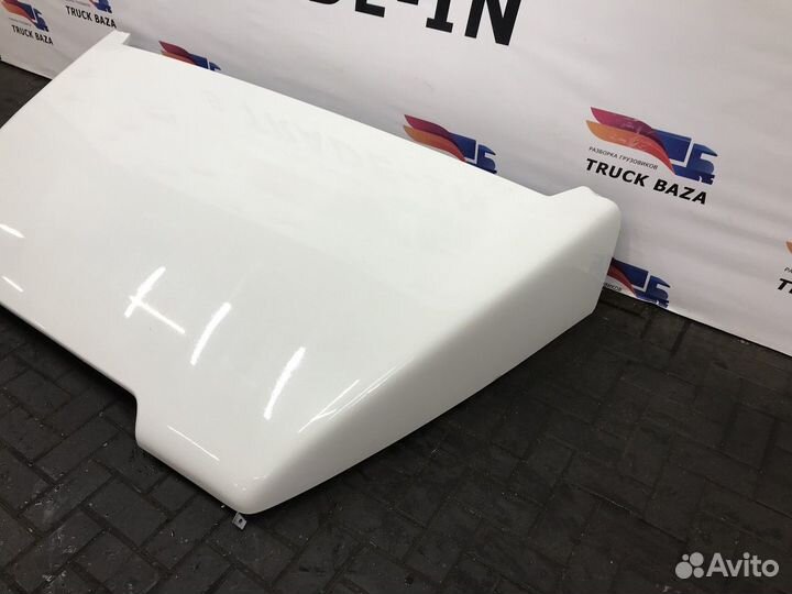 Спойлер кабины верхний