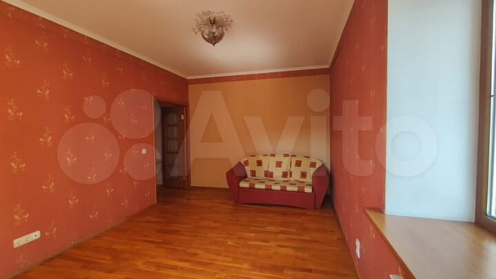 2-к. квартира, 60 м², 4/10 эт.