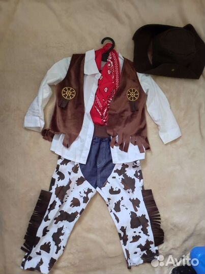 Новогодний костюм ковбой