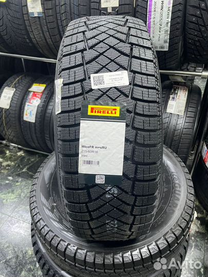 Pirelli WIceFR 215/60 R16 99H