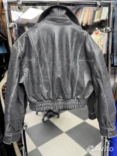 Кожаная куртка 