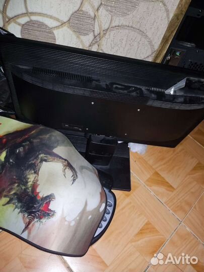 Монитор на запчасти