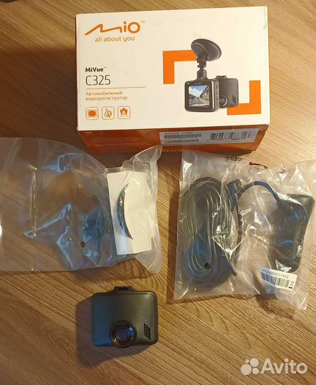 Видеорегистратор MiVue C325