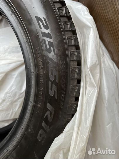 Pirelli Ice Zero 2 215/55 R16 97T