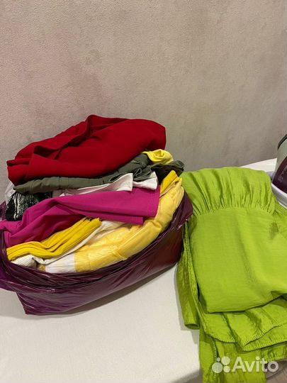 Пакет с женскими вещами размер S Бронь