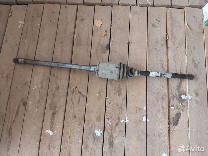 Предлагаю передний правый привод BMW X5 E70