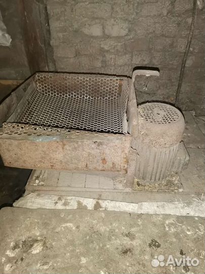 Зернодробилка бу