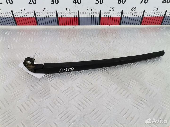 Щеткодержатель задний Audi A4 B6 2004 8E9955407C