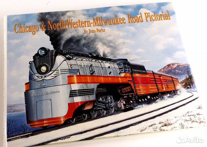 Много книг о железных дорогах на английском языке