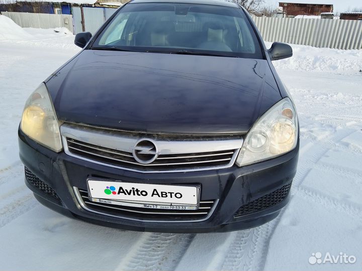 Opel Astra 1.6 МТ, 2013, 190 000 км