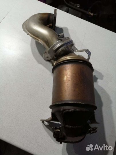 Приемная труба отработанных газов VW Jetta 6
