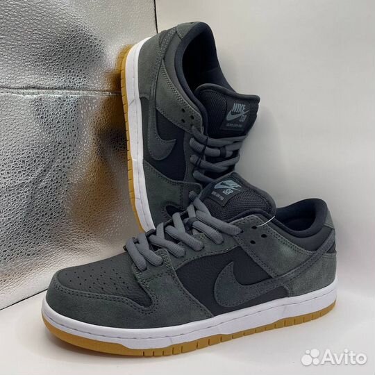Кроссовки Nike SB Dunk Low Pro