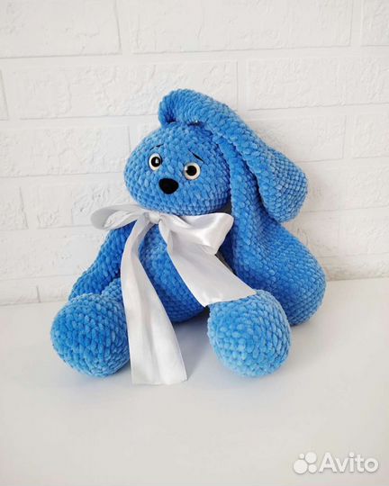 Зайка вязанный ручной работы