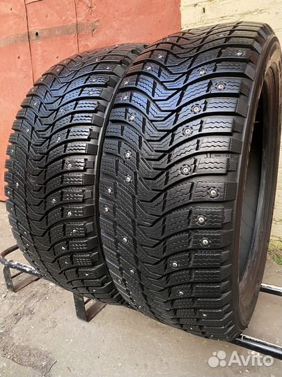 Michelin X-Ice North 3 235/45 R18
