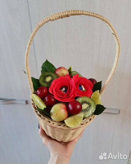 Сладкие букеты из конфет