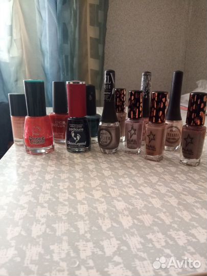 Лак для ногтей пакетом