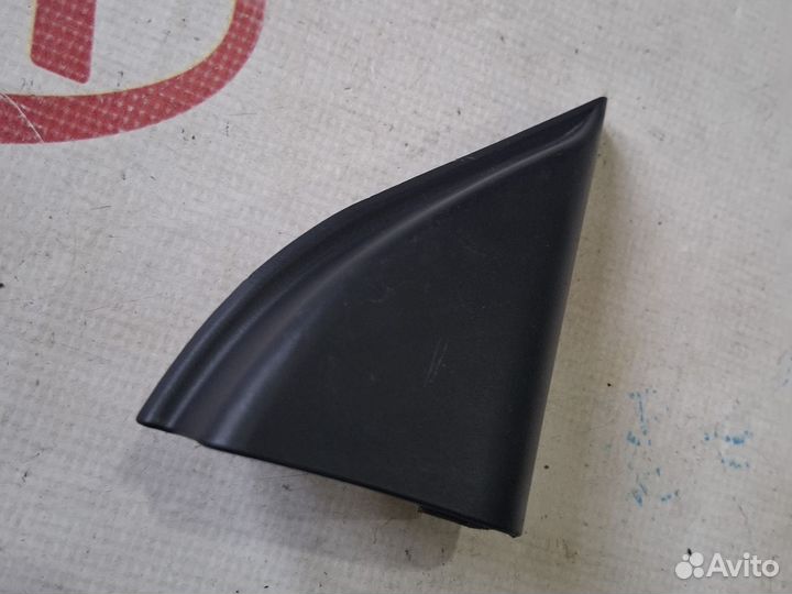 Уголок зеркала передний правый Kia Rio 2 JB