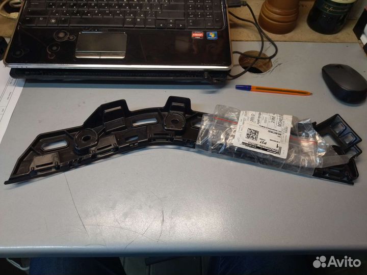 Крепление заднего бампера Polo sedan