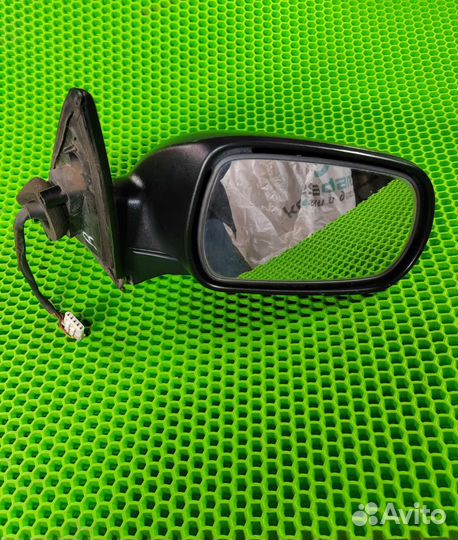 Зеркало правое Nissan Primera P10