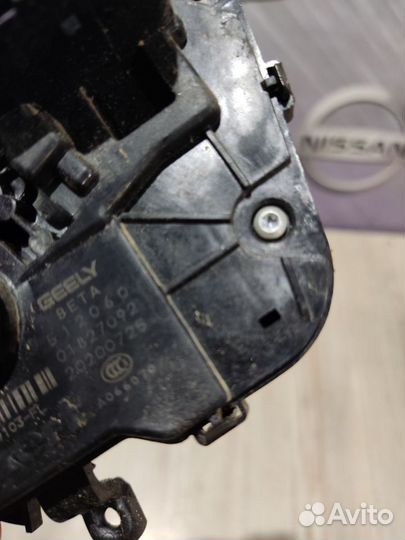 Замок перед двери Geely atlas Лев