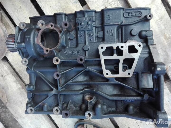 Блок двигателя 1.6 TDI cayn audi volkswagen skoda