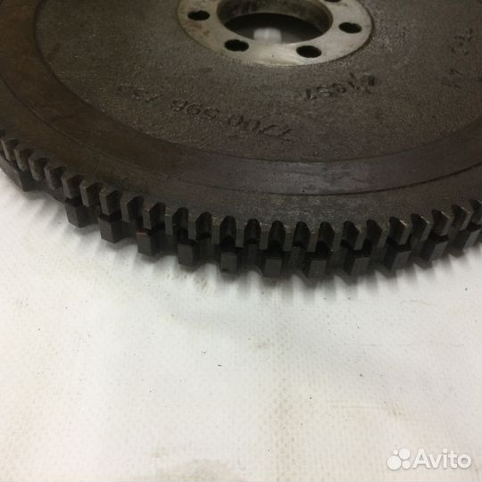 Маховик на двигатель 1,6 Рено Логан 2007г