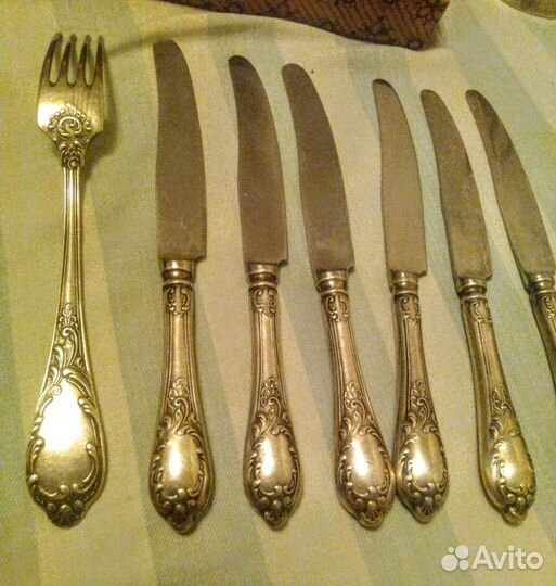 Вилки, ножи мельхиоровые ссср, клеймо зiш в овале