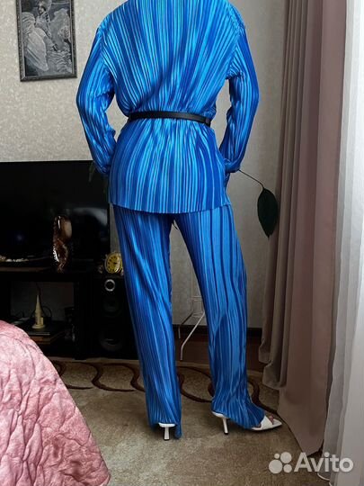 Брючный костюм женский 42 44