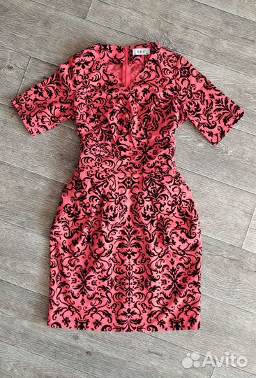 Платье женское